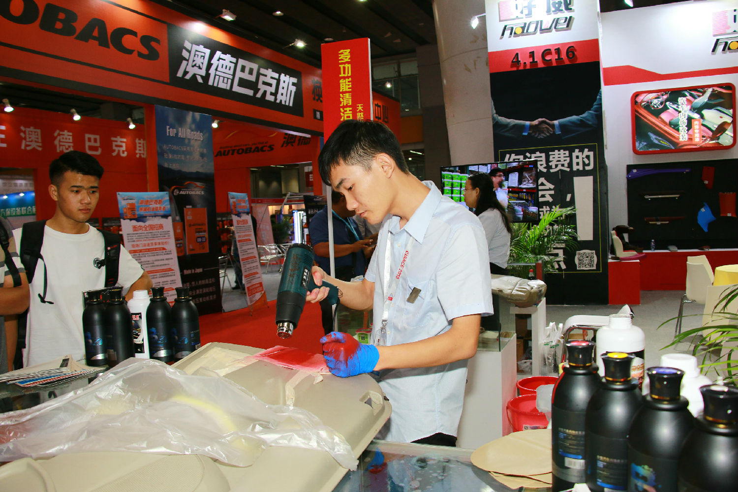 展会现场实操5.JPG..jpg 展会现场实操5.JPG..jpg